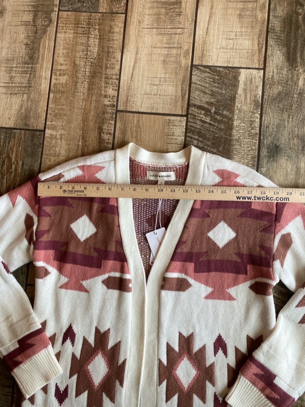 Lucky Brand Cream Cardigan with Brown & Rust Aztec Pattern 🆕 - Picture 7 of 11